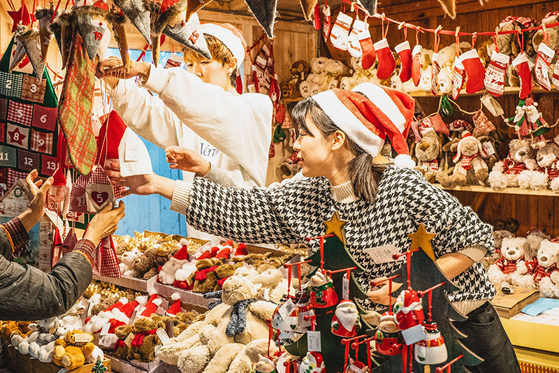 クリスマスマーケットin光の街・博多 ヨーロッパから仕入れたクリスマス雑貨